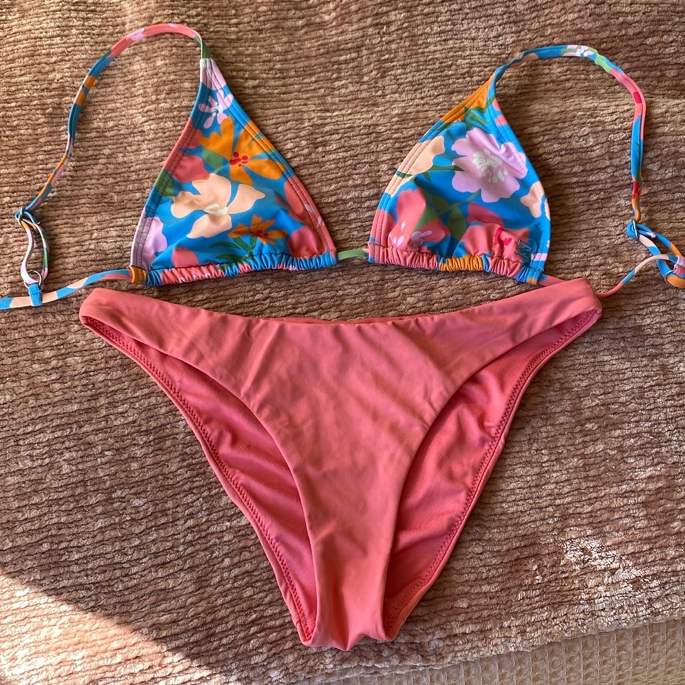 NWOT Bikini Set